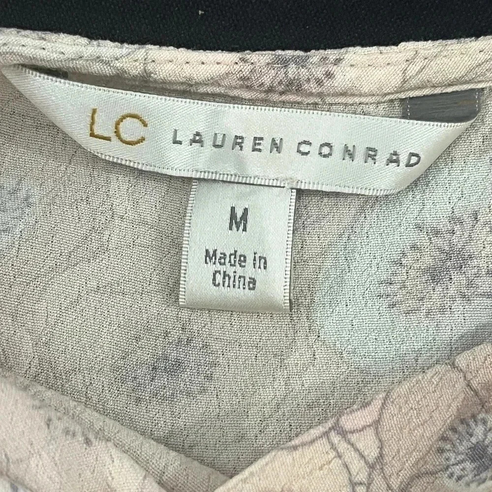 Lauren Conrad size M pullover blouse in pastels EUC - Picture 9 of 9